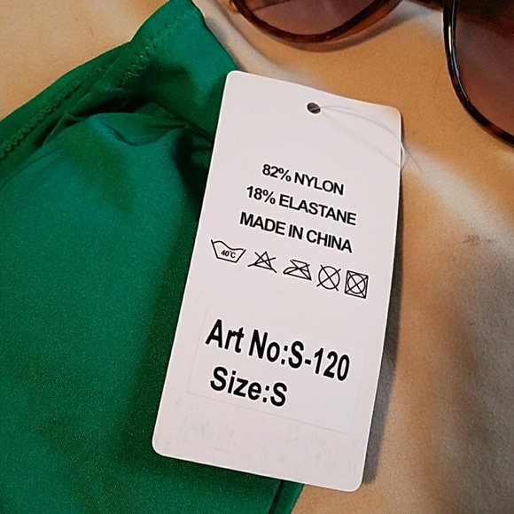 FINAL -Emerald green bikini w/ animal print knot - Picture 2 of 5